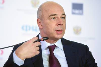 Силуанов заявил об избытке денег в России