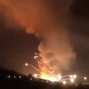 В Сербии ночью взорвался склад боеприпасов. Видео