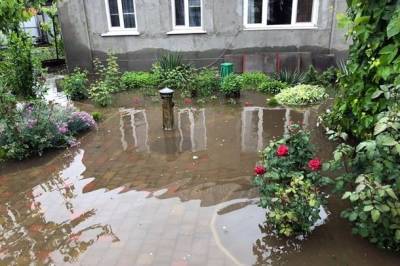 Сотни домов в Украине ушли под воду: ФОТО и ВИДЕО ЧП