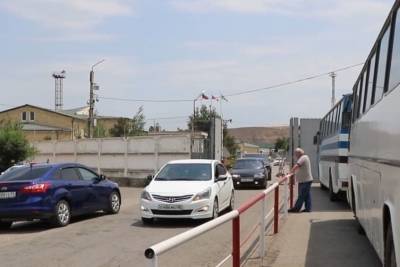 Более 220 россиян вернулись домой через спецкоридор на границе с Азербайджаном