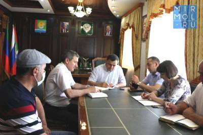 Глава Магарамкентского района провел прием граждан по личным вопросам