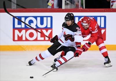 Сборная России по хоккею проиграла канадцам в четвертьфинале чемпионата мира
