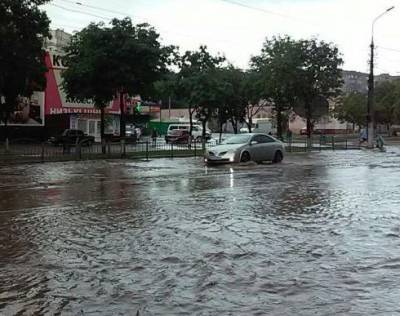 «Метр воды в доме»: Мариуполь затопило в результате сильного ливня. ФОТО