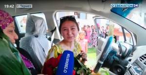 Десятиклассница из Термеза получила автомобиль от президента