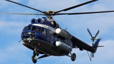 Несколько человек пострадали при экстренной посадке вертолета в Киргизии