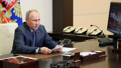 Песков рассказал о возвращении Путина в офлайн-режим