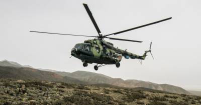 Киргизский вертолет с военными упал возле границы с Таджикистаном, есть пострадавшие
