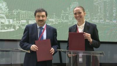 Соглашение о сотрудничестве подписали Росмолодежь и РАНХиГС на ПМЭФ-2021