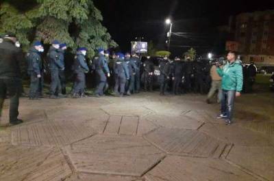 "Готовили захват": ночной пикет у Полтавской ОГА