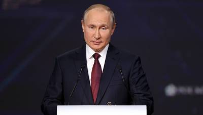 Путин заявил, что опасность вспышек эпидемии остается при отсутствии доступа к вакцинам