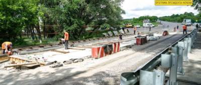 На Луганщине до конца июля планируют отремонтировать 3 моста: в Горском уже на финише (фото)