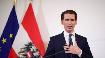 Канцлер Австрии поблагодарил Путина за огромный вклад в борьбу с пандемией