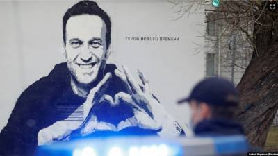 «То, что отмечаю в камере, – ерунда». Алексею Навальному исполнилось 45 лет
