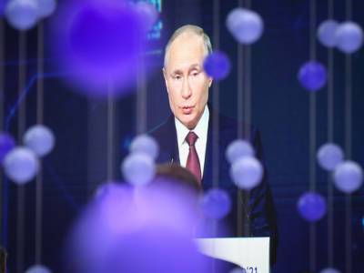 Путин о жалобах «блогера Дерипаски»: ЦБ и так слишком долго держал низкую процентную ставку