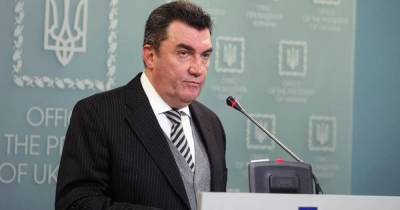 Данилов заверил, что в санкционных списках СНБО нет случайных людей