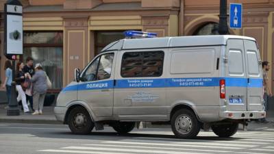 Работавшую в полицию петербурженку нашли мертвой в квартире