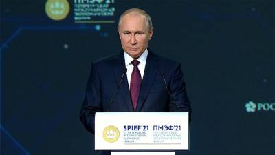 Владимир Путин на пленарном заседании ПМЭФ сообщил о продлении льготной ипотеки для российских семей