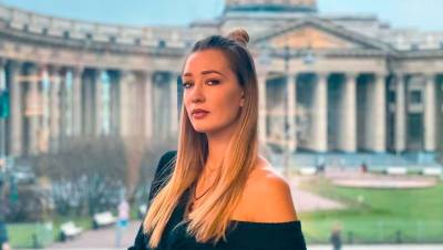 Задержанная в Париже российская теннисистка Сизикова освобождена из-под стражи
