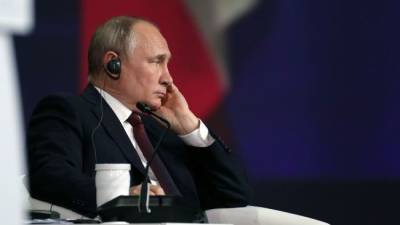 Путин отказался вмешиваться в процессы внутри Белоруссии
