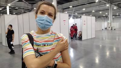 Кремль заявил о запуске вакцинации иностранцев от коронавируса