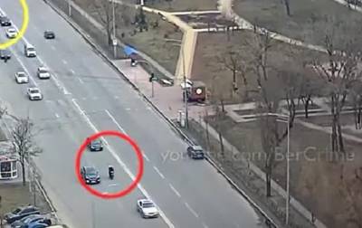Курьер, удравший от патрульной полиции Киева на скутере, сдался