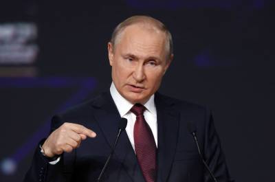 Путин: мир еще не справился с трудностями, вызванными пандемией