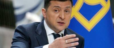 Зеленский предложил вынести вопрос о статусе олигархов в Украине на референдум