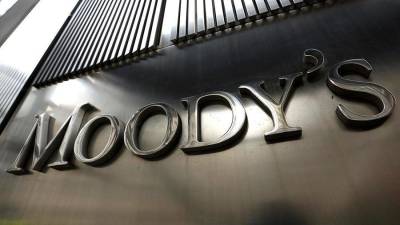 Агентство Moody's сохранило кредитный рейтинг РФ на уровне ВааЗ