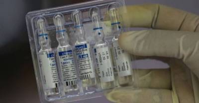 Российскую вакцину "Спутник V" поставят в Бразилию в июле