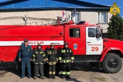 В Тверской области из горящего дома спасли ребенка и взрослого