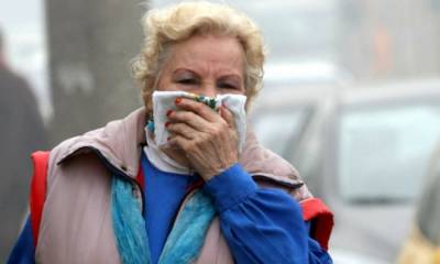 Жители микрорайона Петрозаводска продолжают жаловаться на зловонный запах