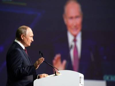Путин и оппозиция, очиновничивание ПМЭФ, зэки уже на стройке. Главное к 5 июня