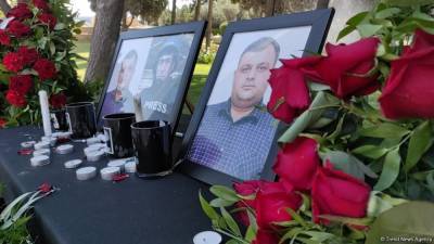 Общественность чтит память журналистов, погибших в результате подрыва на мине в Кельбаджаре (ФОТО/ВИДЕО)