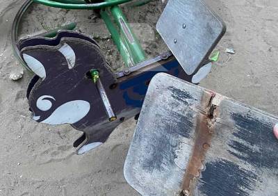 Рязанцы обратили внимание на ужасное состояние детской площадки в Нижнем горпарке