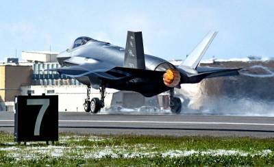 Смена приоритетов: ВВС США впервые не закупили ни одного дополнительного F-35