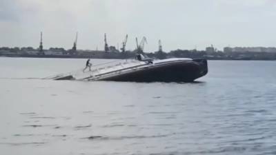 Гибель теплохода на Волге сняли на видео