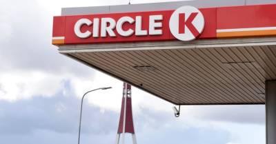 ВИДЕО. Ночью в Таллинне ограбили заправку Circle K: напали на сотрудника и забрали все деньги из кассы