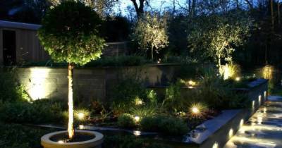 10 вариантов, как организовать уютное уличное освещение в саду