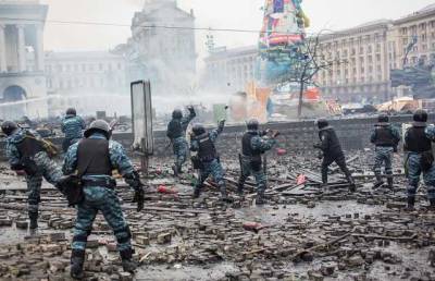 Расстрелы на Майдане и пацаны в черных шапочках: кто и как вывозил «беркутовцев» и прятал их оружие