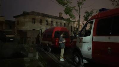 Подросток погиб из-за обрушения перекрытия в заброшенном здании Владивостока