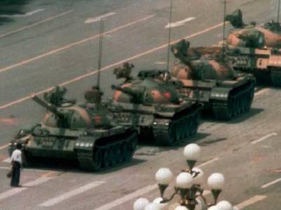 Microsoft назвав “людську помилку” причиною зникнення фотографії з протестів на площі Тяньаньмень з пошуку