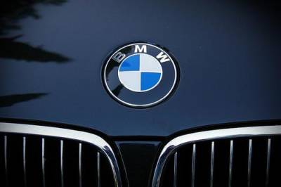 Первый электрический спорткар BMW оснастили агрегатом 544 л.с. - argumenti.ru