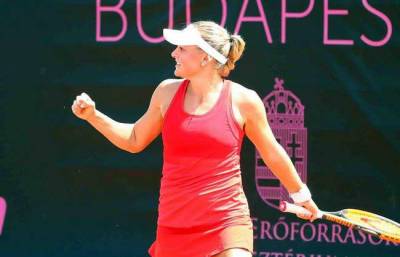 Козлова одержала победу в квалификации турнира WTA в Англии