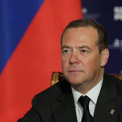 Медведев поддержал поэтапный запрет трудноперерабатываемой упаковки