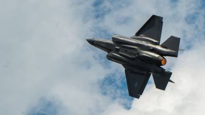 США пытаются удешевить проект F-35 Lightning II