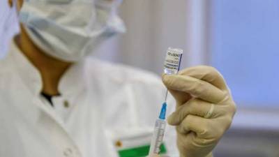 Вакцинационный рекорд: в Италии за сутки сделали 600 000 прививок от коронавируса