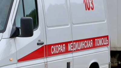 В Ярославле автобус въехал в столб: госпитализированы 10 человек