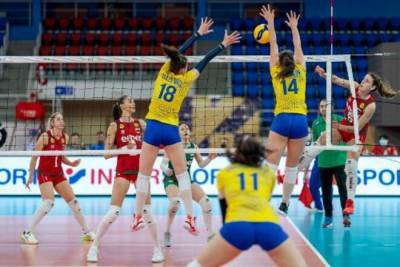 Женская сборная Украины проиграла Болгарии матч волейбольной Золотой Евролиги