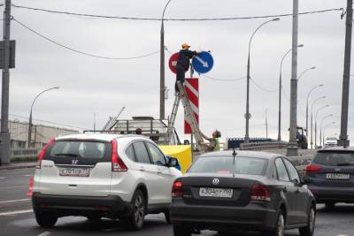 Движение на Московской улице в ТиНАО ограничили из-за пожара