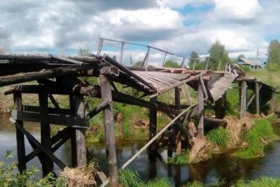 В Макарьевском районе Костромской области обвалился мост